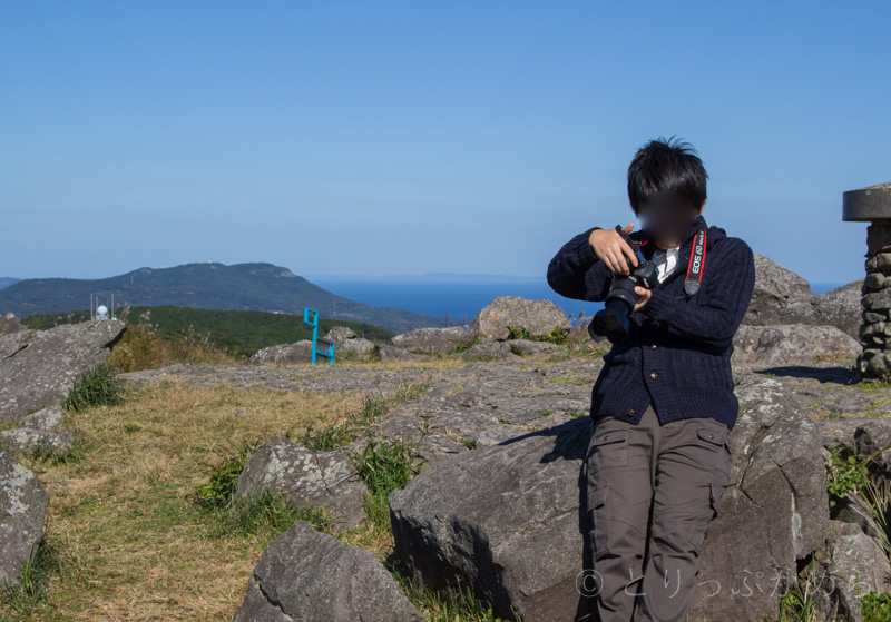 川内峠の頂上には岩がいっぱい