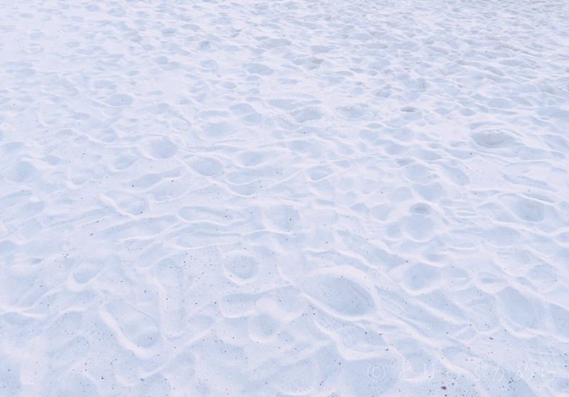 白浜の白良浜の白い砂浜